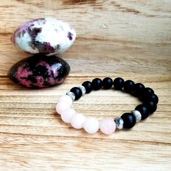 Onyx & Rose Quartz Gemstone Bracelet - Picture 5 of 8